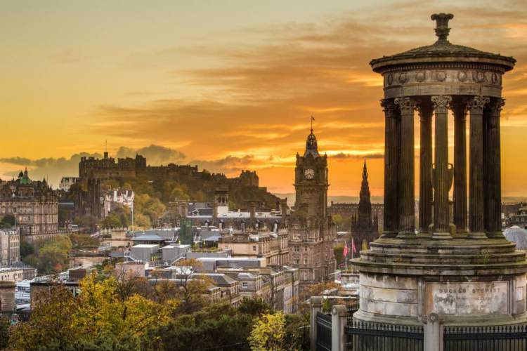 Edimburgo é um dos melhores destinos turísticos da Europa 