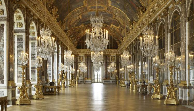Galeria de espelhos no Palácio de Versalhes