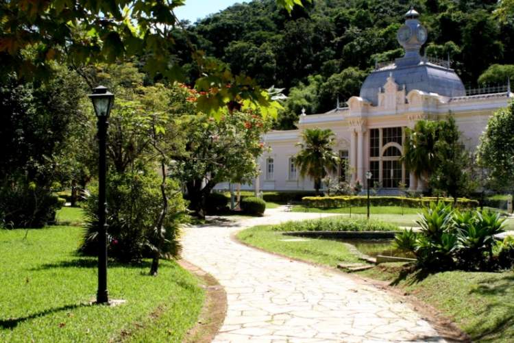 Caxambu é um dos passeios românticos para fazer em Minas Gerais
