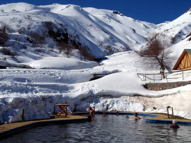 Chillan no Chile é um dos destinos de esqui na América do Sul