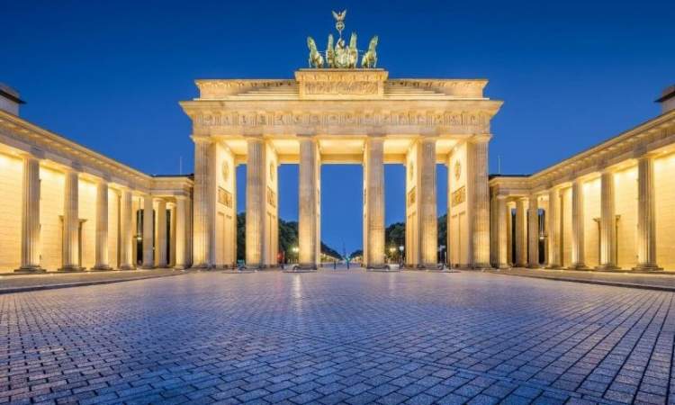 Conhecer o Portão de Brandemburgo é uma das dicas para quem vai viajar a Berlim