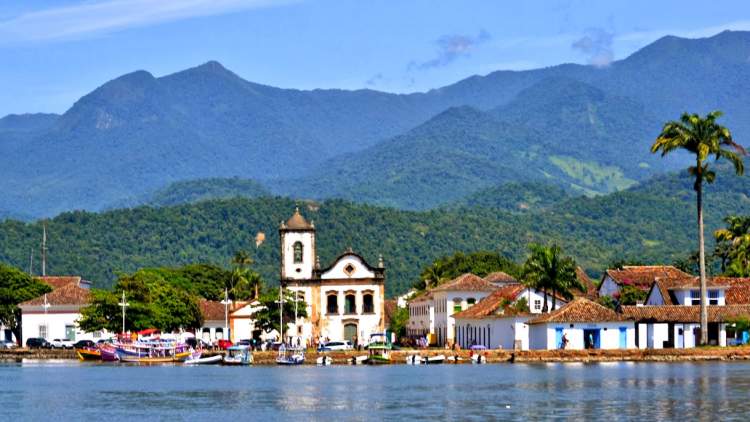 Paraty é um dos Melhores Destinos Para Viajar Sozinho no Brasil