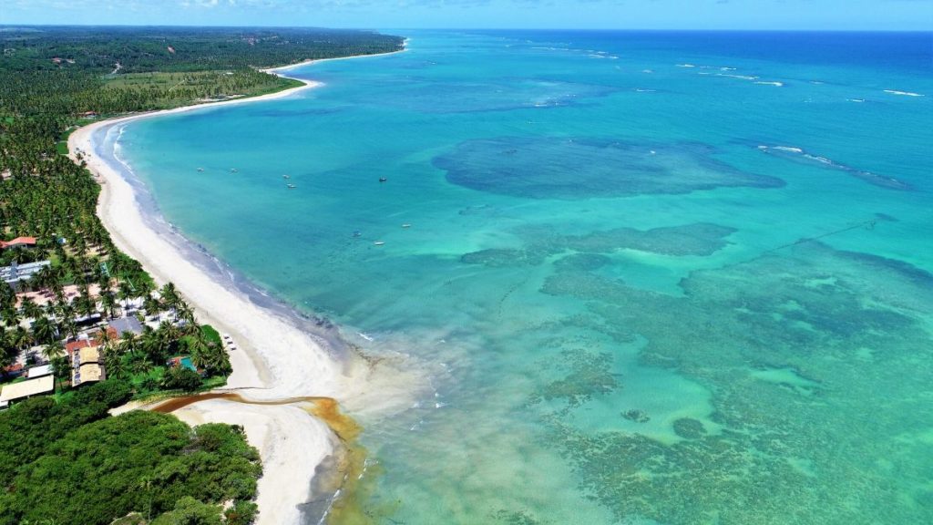 Paisagem fantástica das praias do Riacho e Lage em São Miguel dos Milagres, Alagoas.