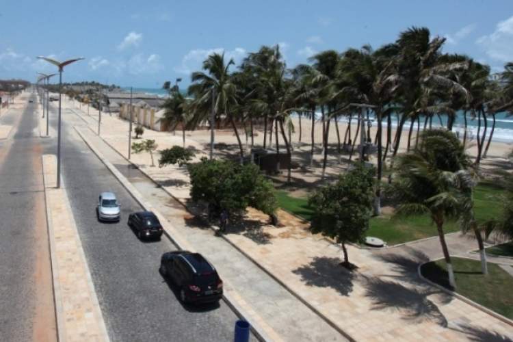 Praia Trinta e Um de Março é uma das melhores praias de Fortaleza