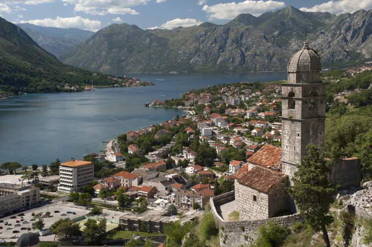 Kotor em Montenegro é um dos destinos baratos para conhecer na Europa