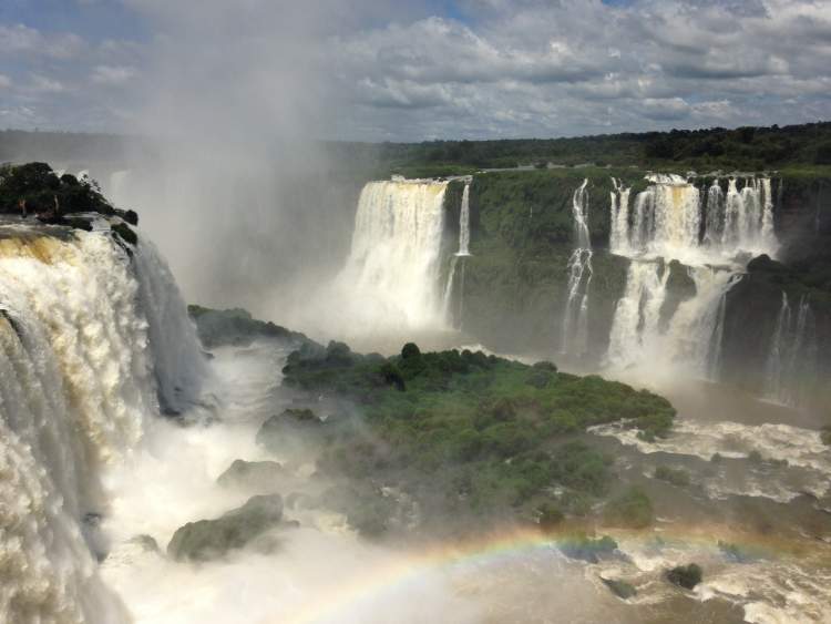 Conhecer Foz do Iguaçu e fugir do Carnaval e ficar longe da folia 