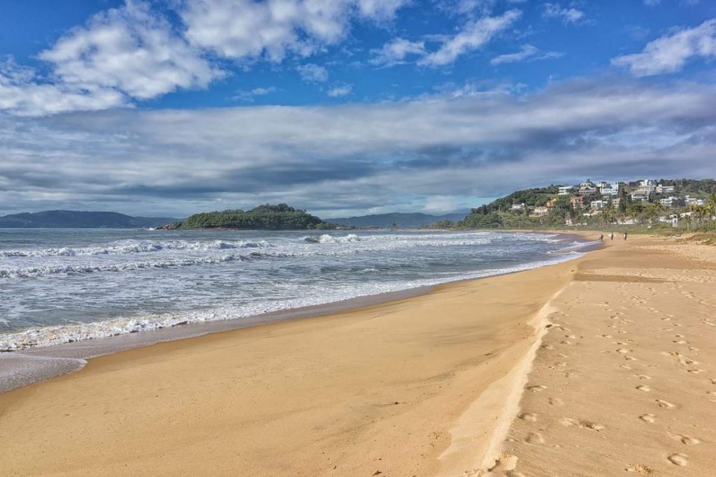 Praia Grossa em Itapema - Santa Catarina