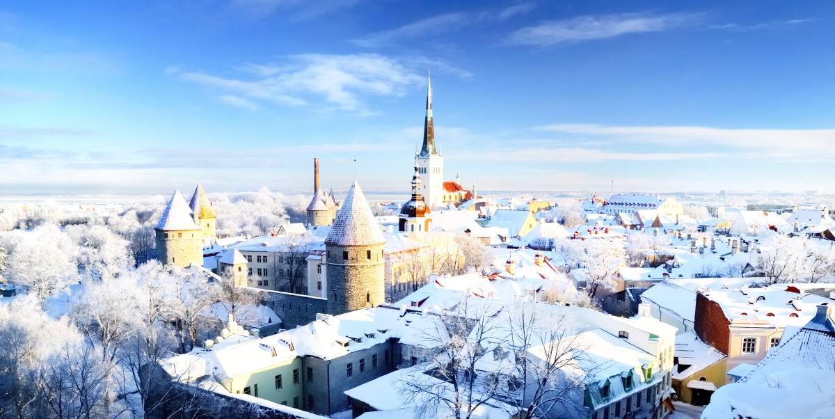 A cidade de Tallinn durante o Inverno