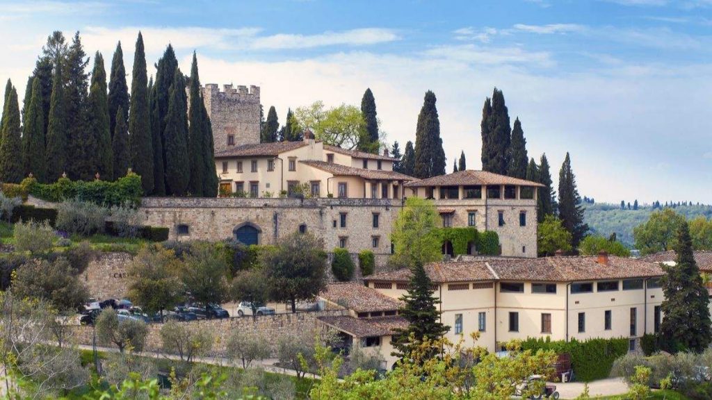 Vista no castelo Verazzano em Chianti na Toscana, Itália.